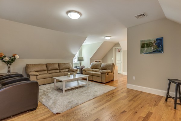 22 Centre Street Lexington, MA 02421 - Photo 26 of 30 Gallery Image 26