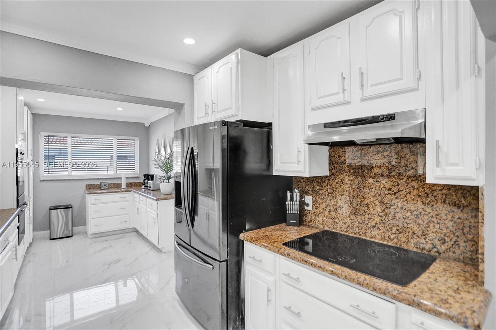 2797 Northeast 21st Terrace Lighthouse Point, FL 33064 - Photo 16 of 64