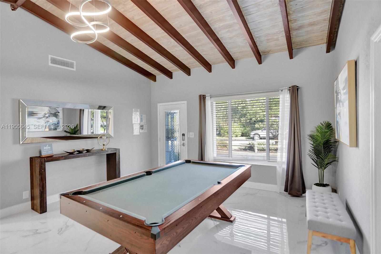 2797 Northeast 21st Terrace Lighthouse Point, FL 33064 - Photo 5 of 64