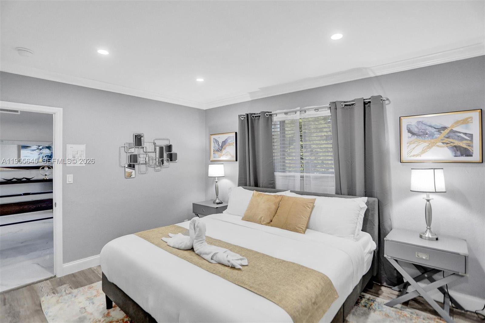 2797 Northeast 21st Terrace Lighthouse Point, FL 33064 - Photo 8 of 64