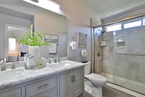 $999,000 | 887 Martiri Drive, Gilroy, CA 95020