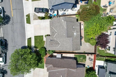 $999,000 | 887 Martiri Drive, Gilroy, CA 95020