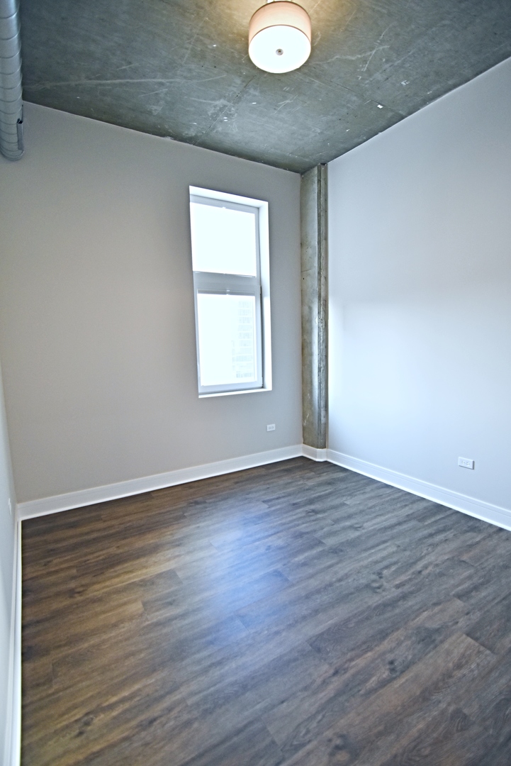 3833 North Broadway, Unit 612 Chicago, IL 60613 - Photo 10 of 11