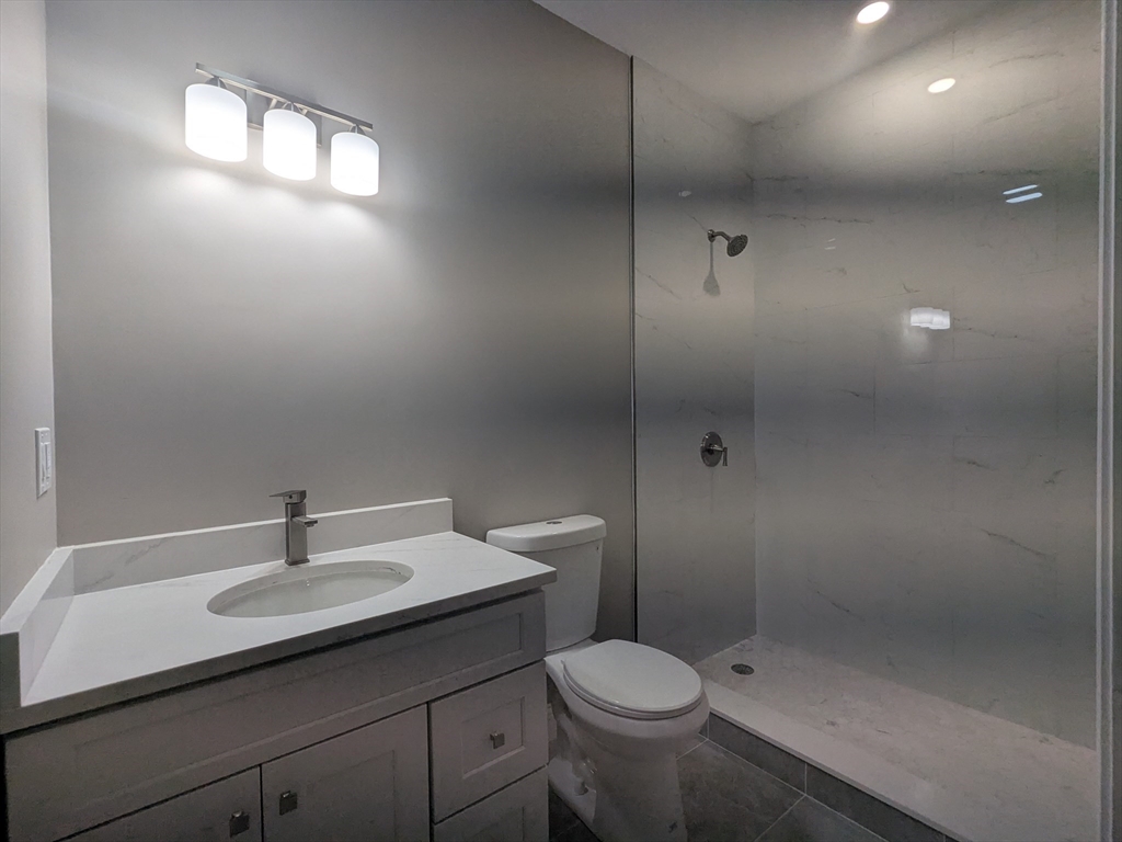 13 Nahant Street, Unit 2B Lynn, MA 01902 - Photo 20 of 30