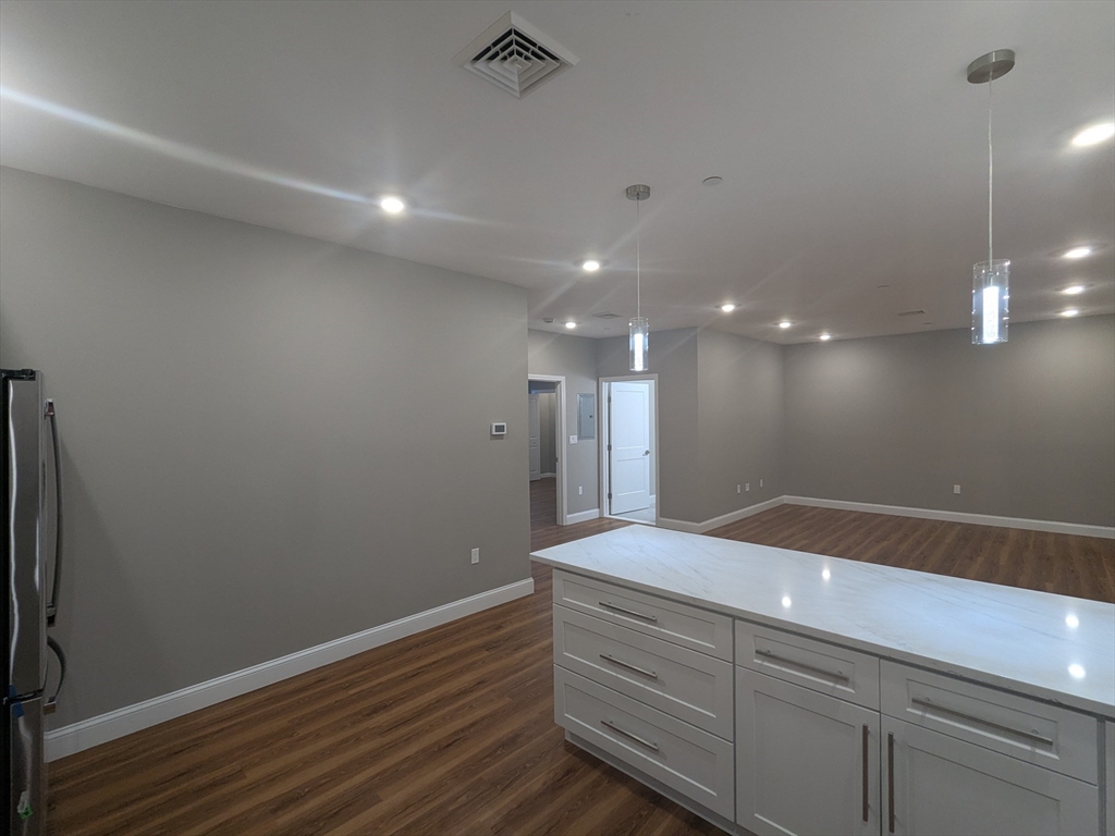 13 Nahant Street, Unit 2B Lynn, MA 01902 - Photo 5 of 30