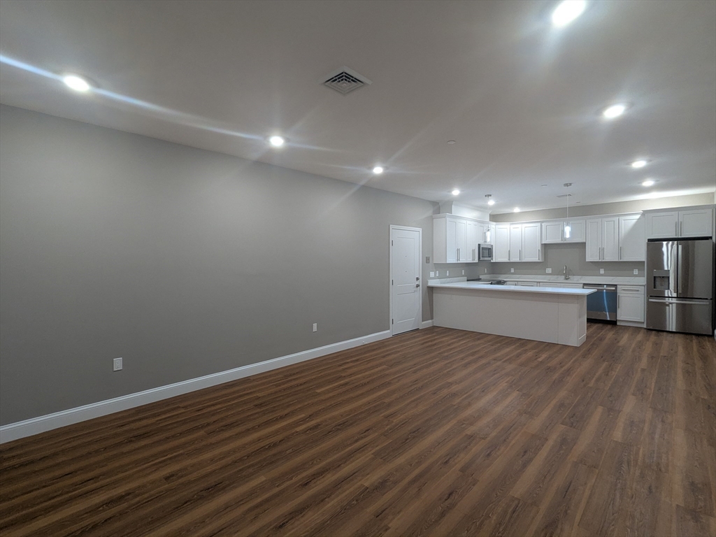 13 Nahant Street, Unit 2B Lynn, MA 01902 - Photo 6 of 30