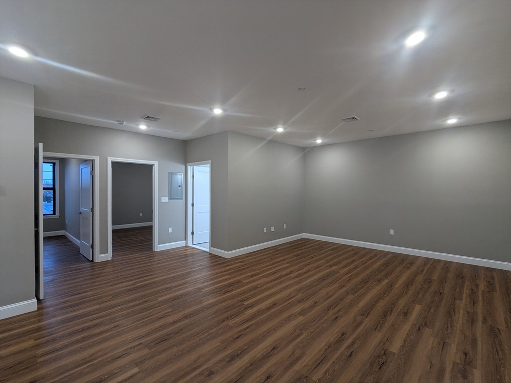 13 Nahant Street, Unit 2B Lynn, MA 01902 - Photo 7 of 30