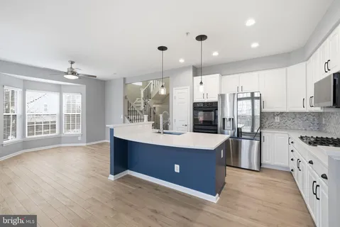 $825,000 | 19188 Sweig Terrace, Leesburg, VA 20176