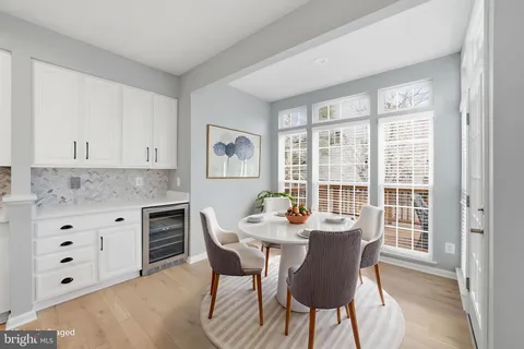 $825,000 | 19188 Sweig Terrace, Leesburg, VA 20176