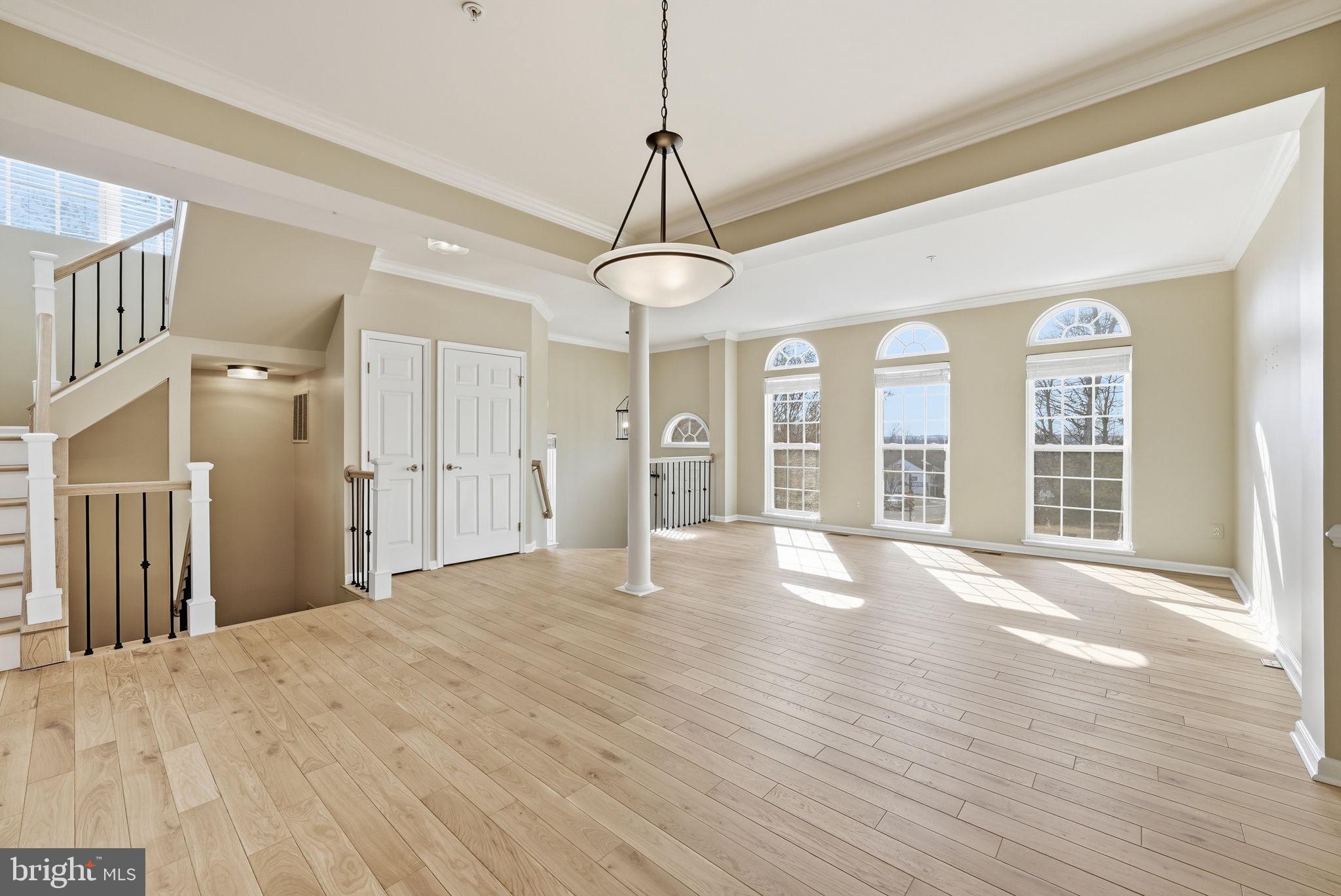 19188 Sweig Terrace Leesburg, VA 20176 - Photo 9 of 58