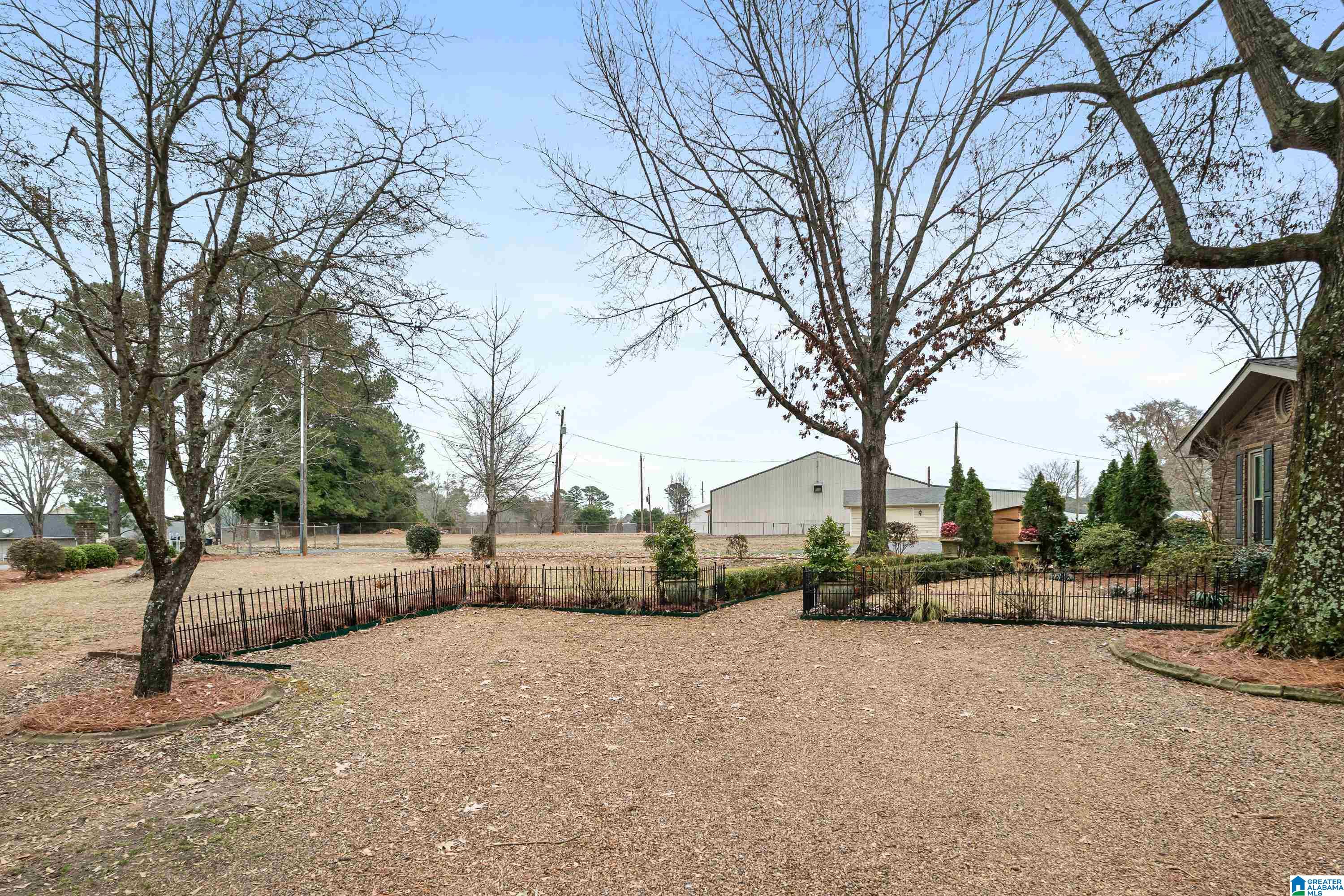 2863 England Road Lincoln, AL 35096 - Photo 4 of 77