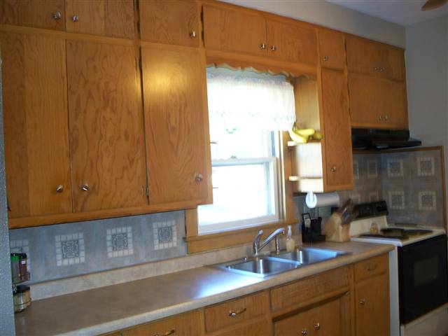 126 North Spring Street Geneseo, IL 61254 - Photo 4 of 12 Gallery Image 4
