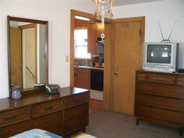 126 North Spring Street Geneseo, IL 61254 - Photo 7 of 12 Gallery Image 7