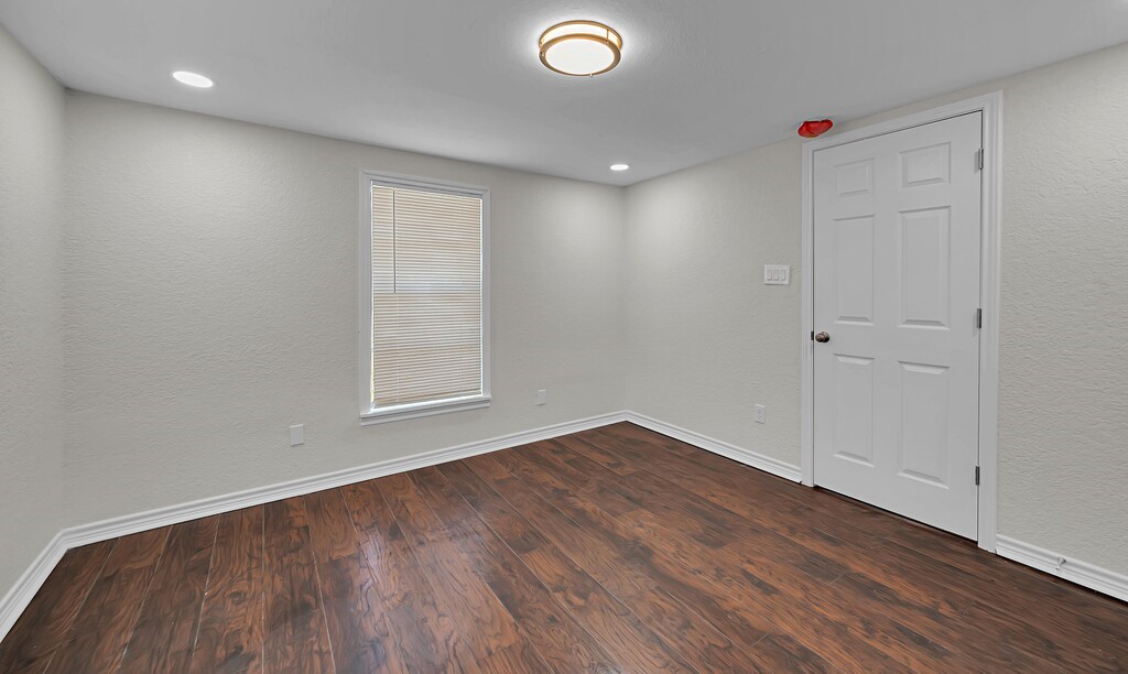 2709 Sarah Street Waco, TX 76706 - Photo 17 of 28