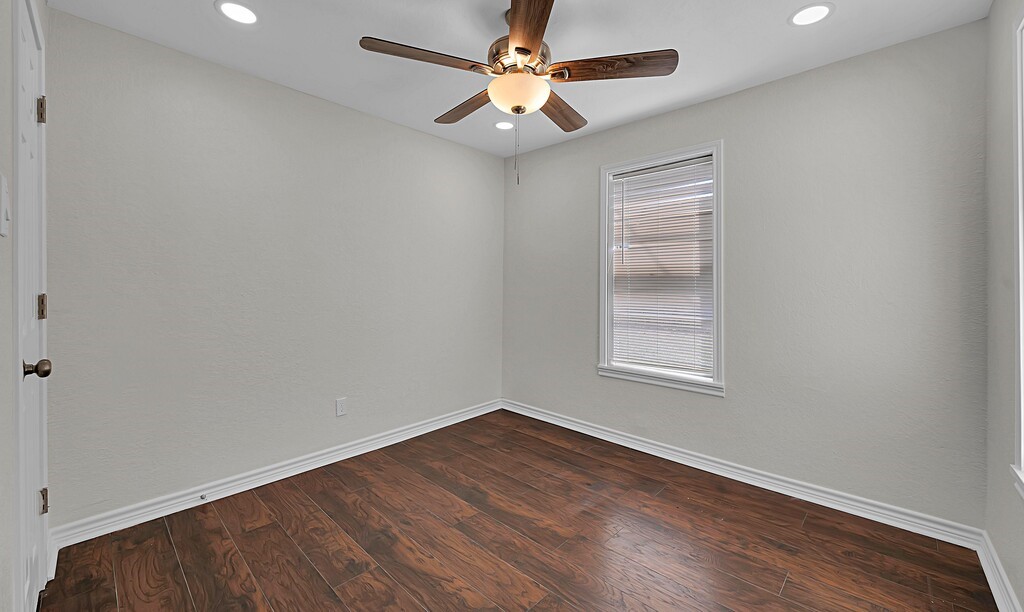 2709 Sarah Street Waco, TX 76706 - Photo 20 of 28