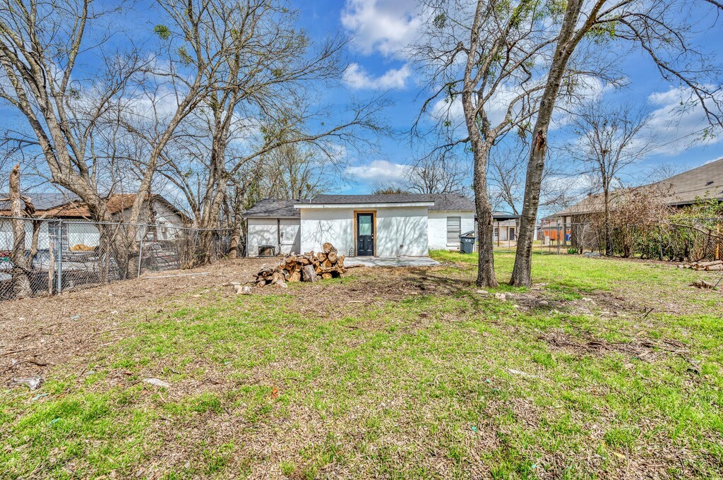 2709 Sarah Street Waco, TX 76706 - Photo 26 of 28