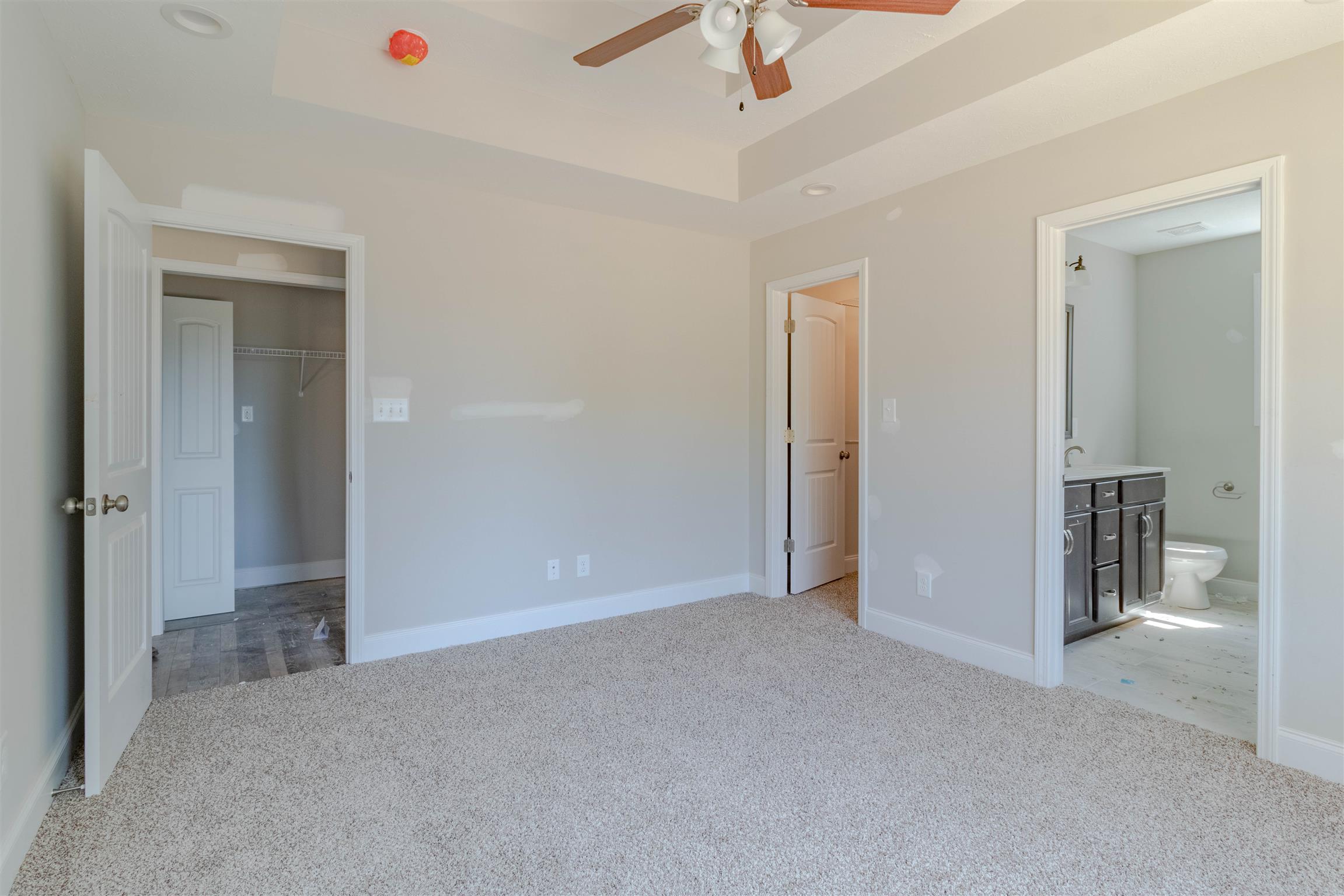 1887 Rains Road Clarksville, TN 37042 - Photo 12 of 23 Gallery Image 12