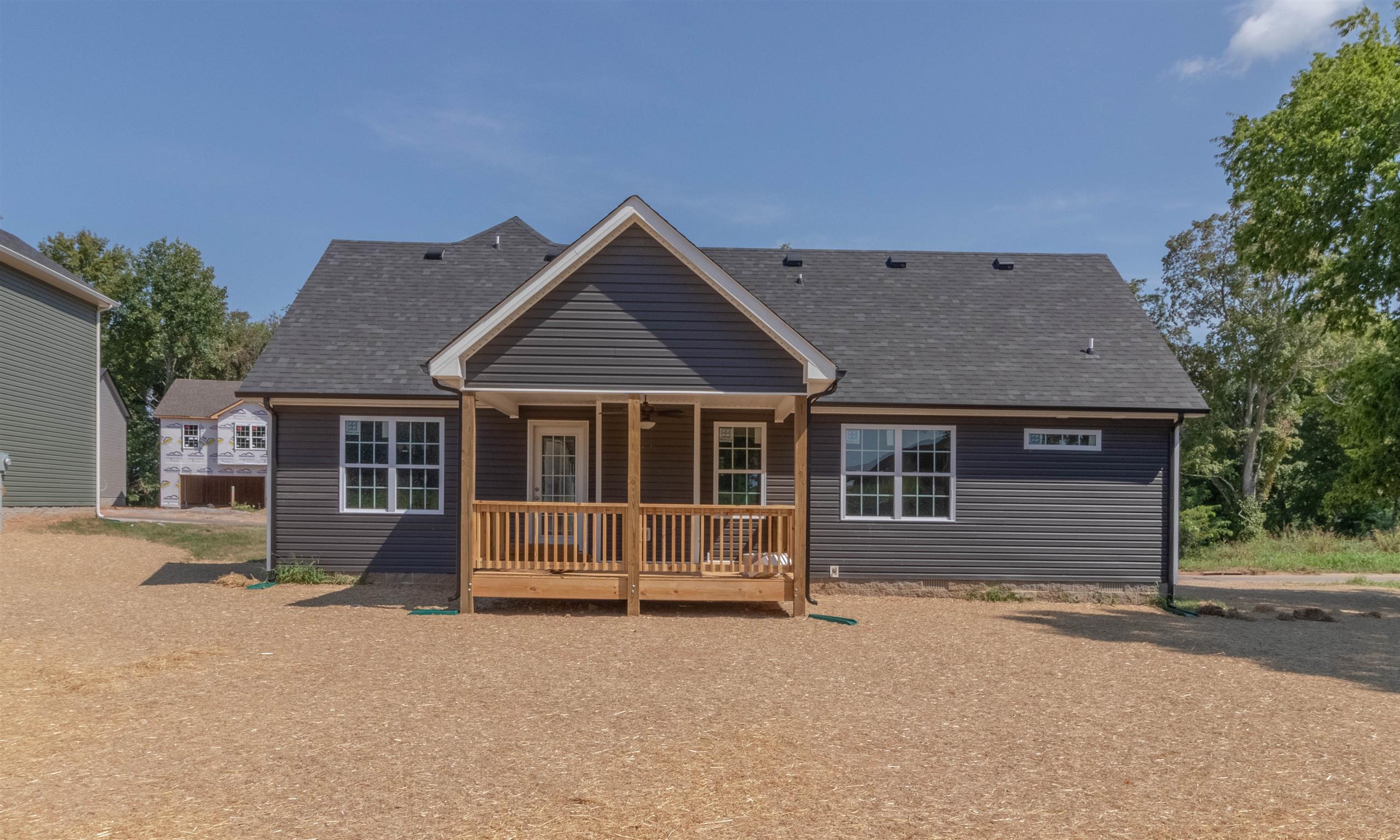 1887 Rains Road Clarksville, TN 37042 - Photo 21 of 23 Gallery Image 21