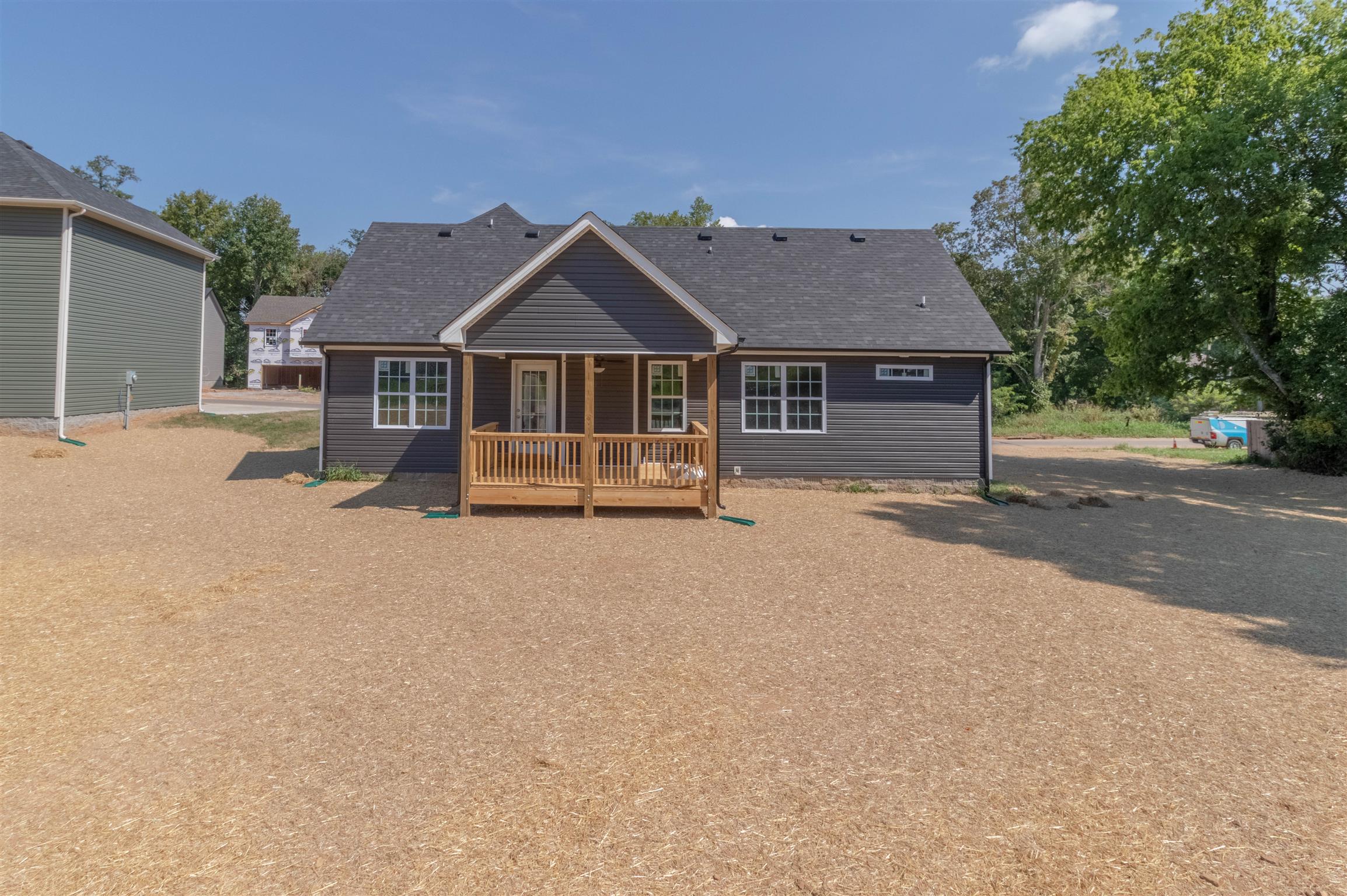 1887 Rains Road Clarksville, TN 37042 - Photo 22 of 23 Gallery Image 22