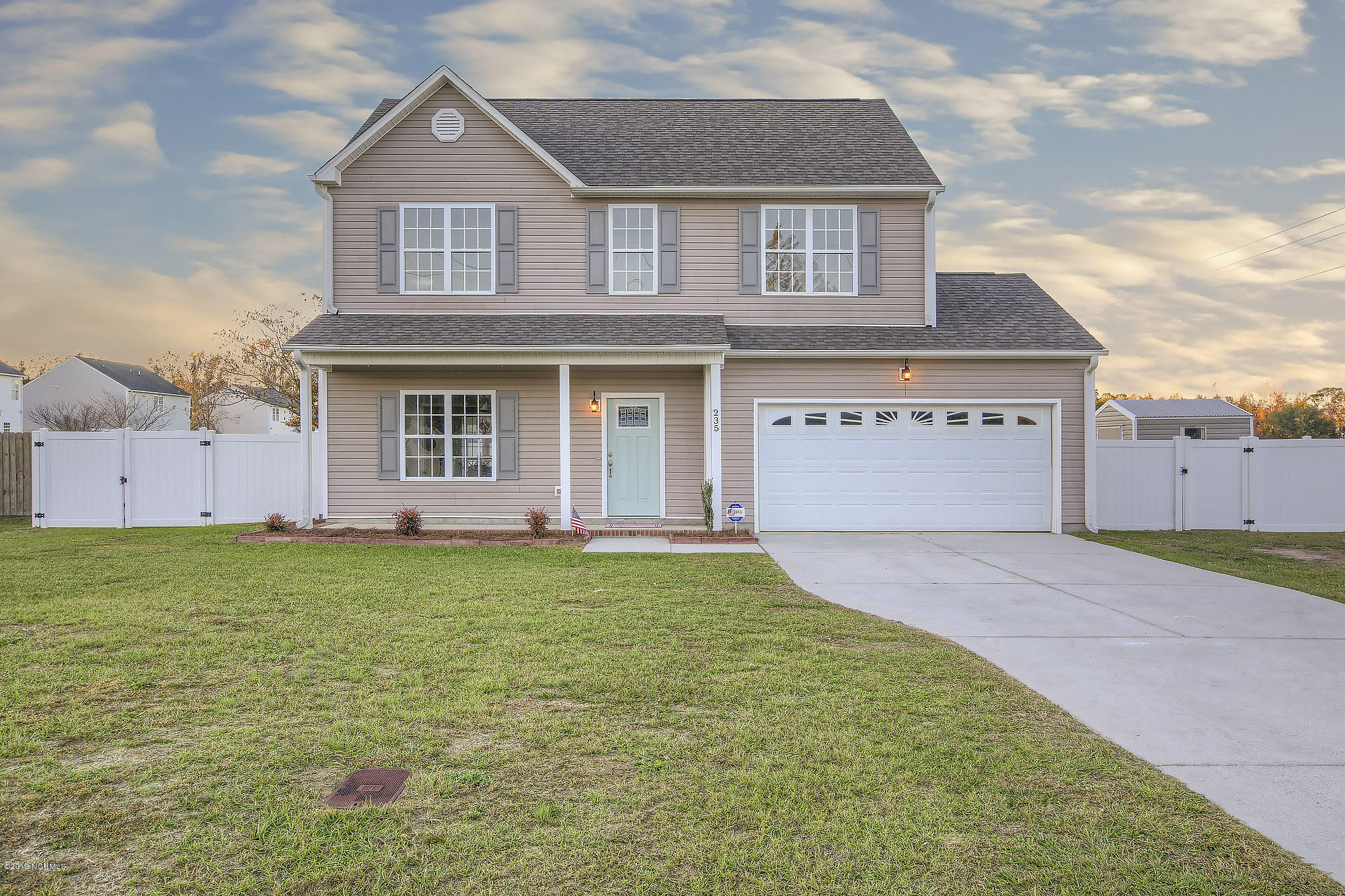 235 Core Road Richlands, NC 28574 - Photo 1 of 32 Front of Home