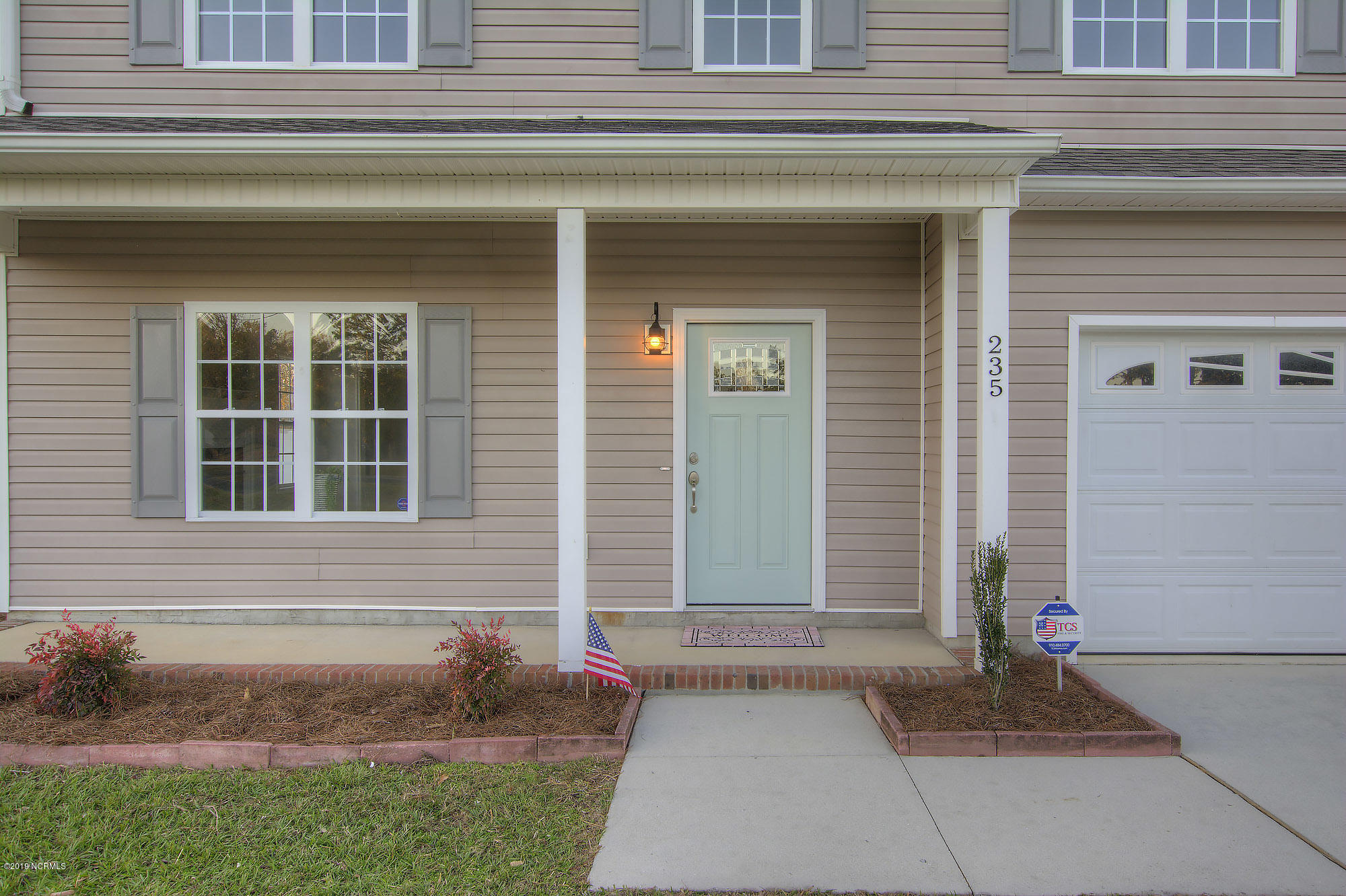 235 Core Road Richlands, NC 28574 - Photo 4 of 32 DSC_5940_1_2_3_4