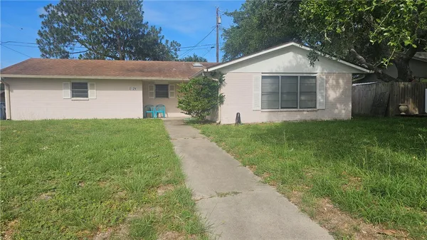 $1,800 | 2124 Westwind Circle, Ingleside, TX 78362