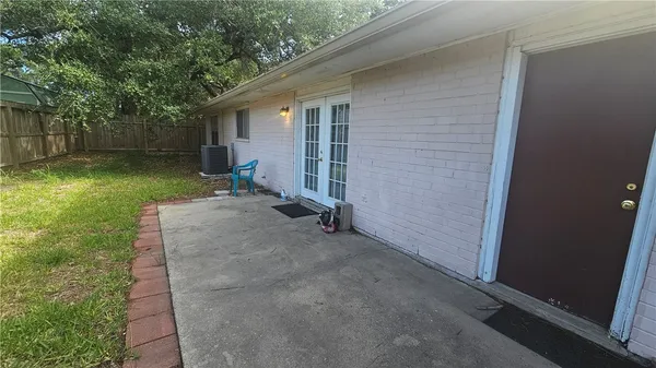 $1,800 | 2124 Westwind Circle, Ingleside, TX 78362