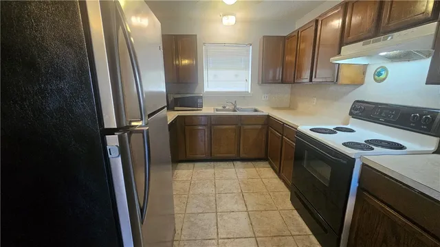 $1,800 | 2124 Westwind Circle, Ingleside, TX 78362