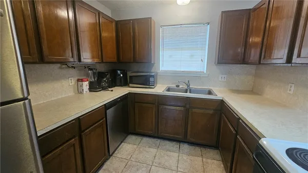 $1,800 | 2124 Westwind Circle, Ingleside, TX 78362