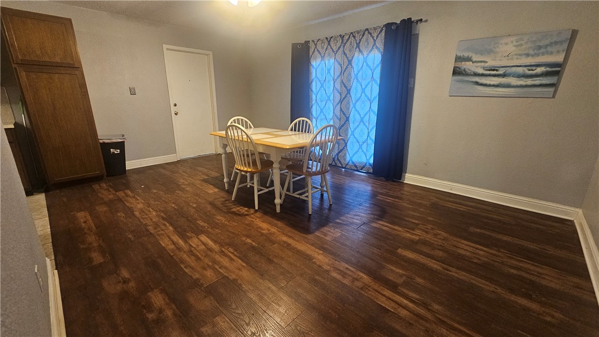 2124 Westwind Circle Ingleside, TX 78362 - Photo 6 of 20