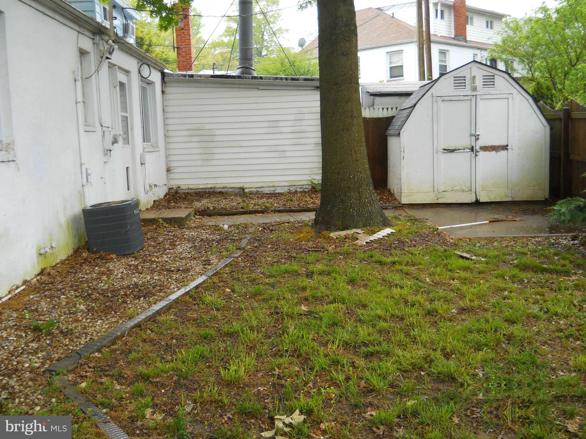 401 Old Home Road Baltimore, MD 21206 - Photo 16 of 18 Exterior (Rear)Backyard-photo two