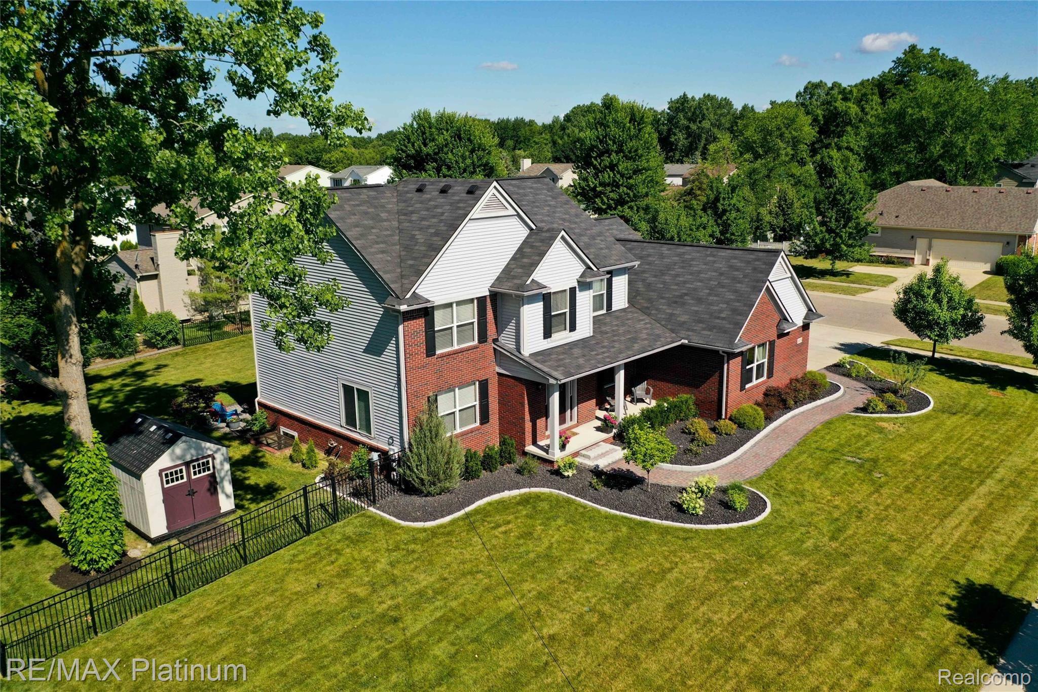 24579 Martindale Road South Lyon, MI 48178 - Photo 38 of 41 Aerial View.jpg
