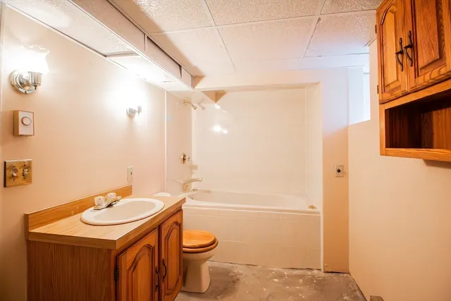 $389,000 | 25 Wyola Drive, Worcester, MA 01603