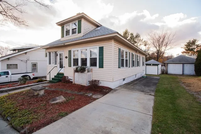 $389,000 | 25 Wyola Drive, Worcester, MA 01603
