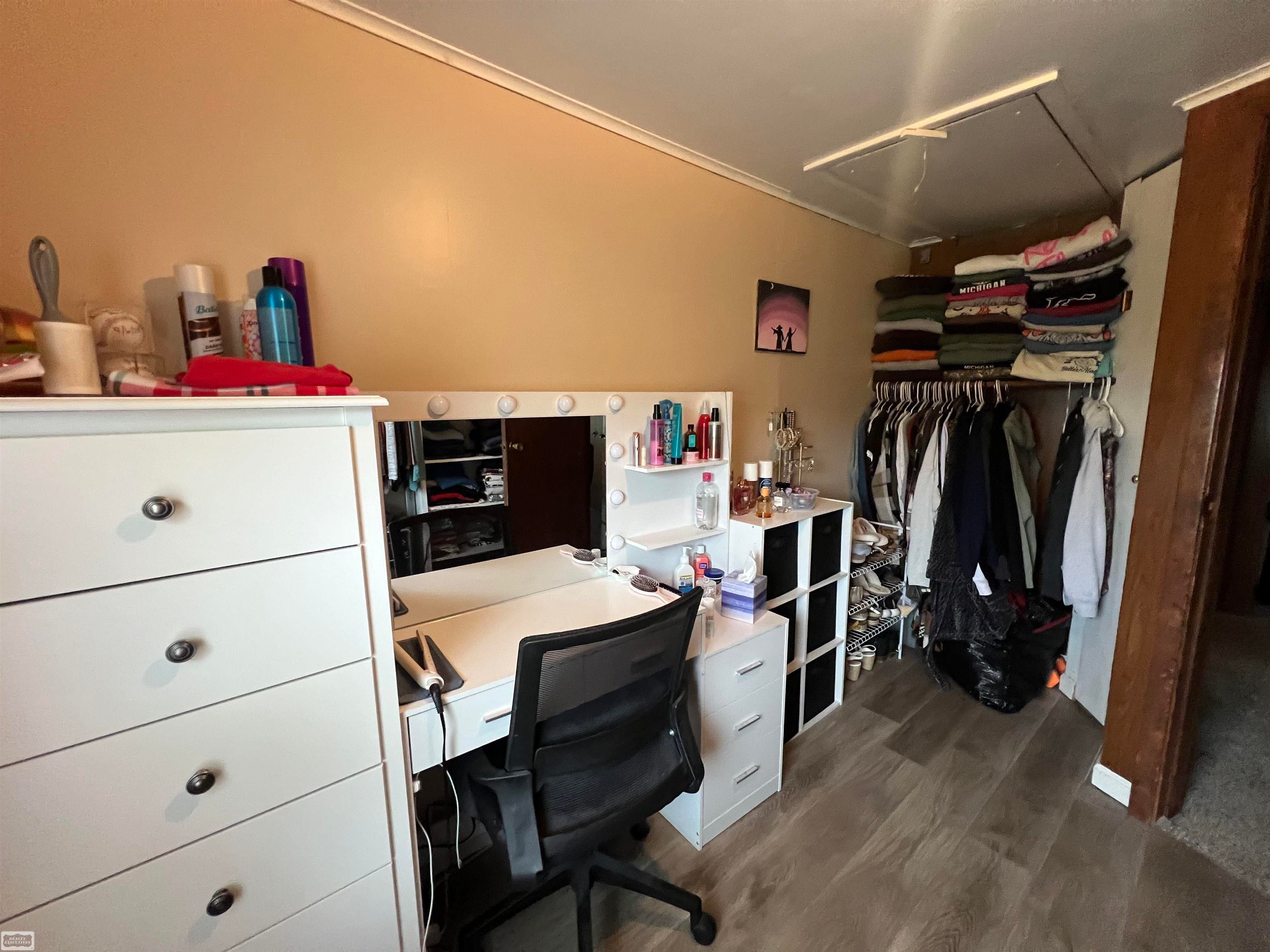 12865 Hough Road Memphis, MI 48041 - Photo 22 of 29 Gallery Image 22