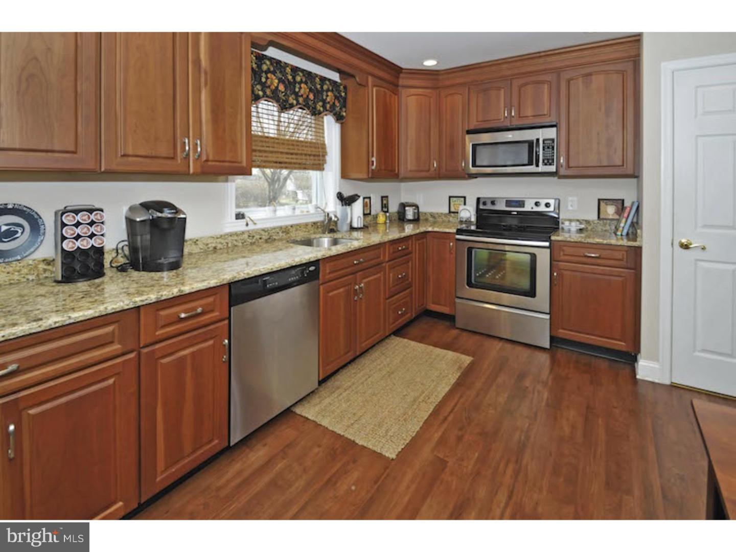 3535 Heaton Road Huntingdon Valley, PA 19006 - Photo 6 of 19 Kitchen