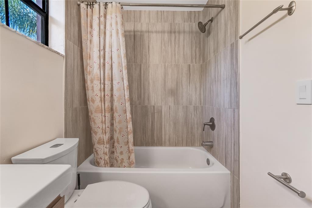 3000 Norwood Place, Unit 201 Boca Raton, FL 33431 - Photo 22 of 41