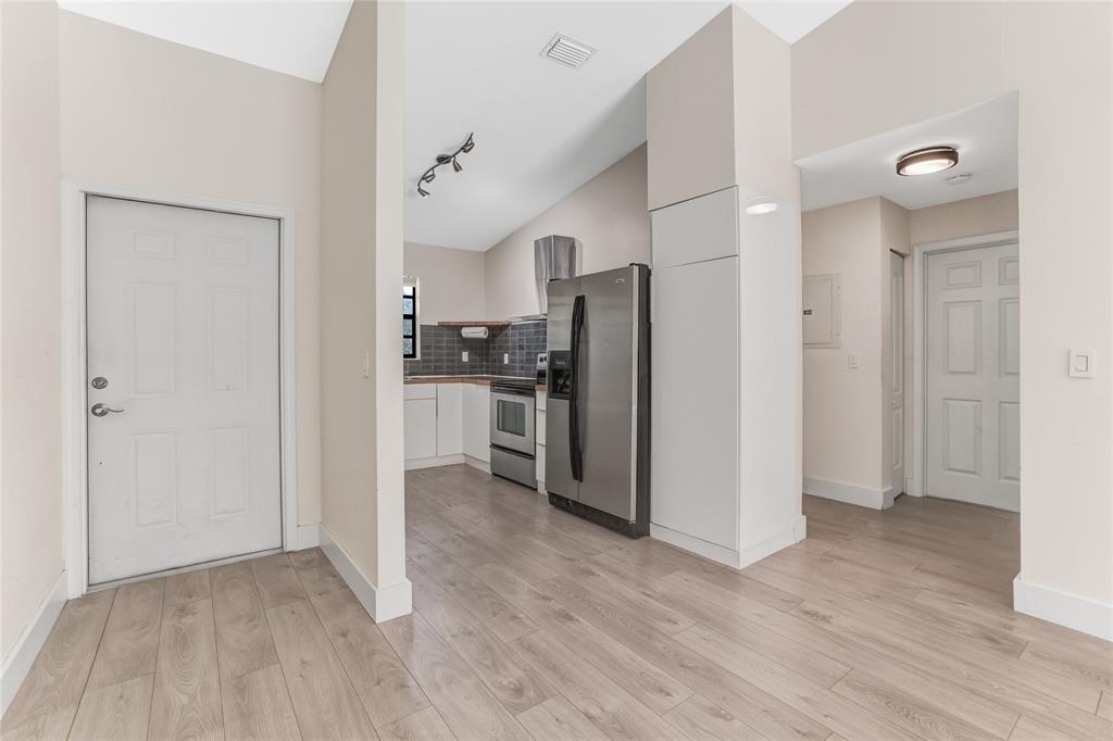 3000 Norwood Place, Unit 201 Boca Raton, FL 33431 - Photo 9 of 41