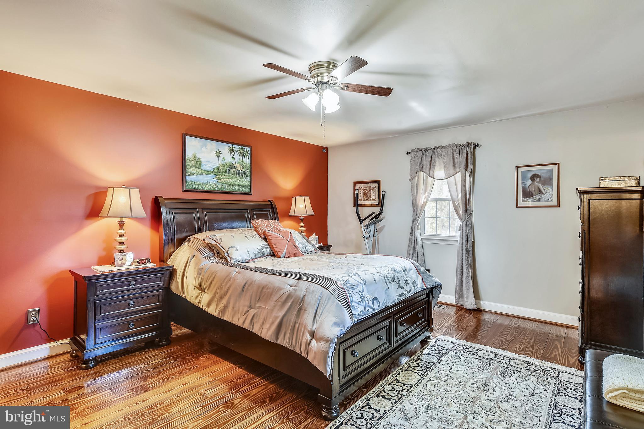 9583 Routts Hill Road Warrenton, VA 20186 - Photo 14 of 36 Large Master Bedroom includes Walk-In Closet