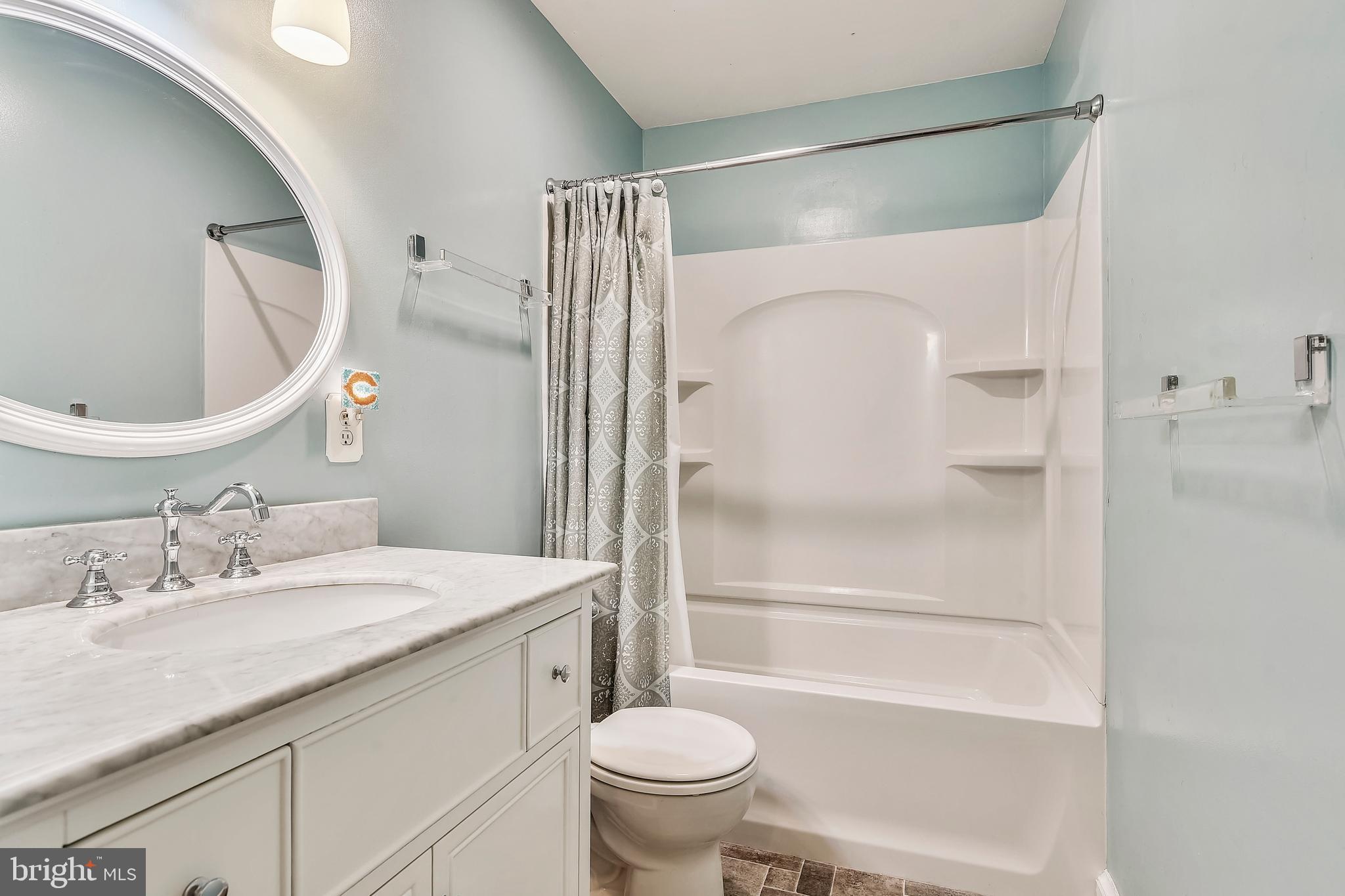 9583 Routts Hill Road Warrenton, VA 20186 - Photo 20 of 36 Guest Bathroom