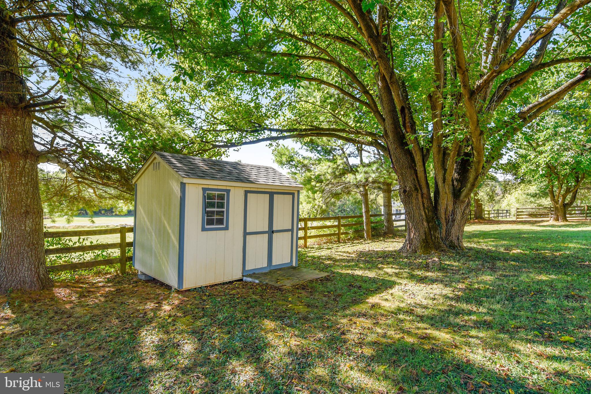 9583 Routts Hill Road Warrenton, VA 20186 - Photo 30 of 36 Back Exterior Shed