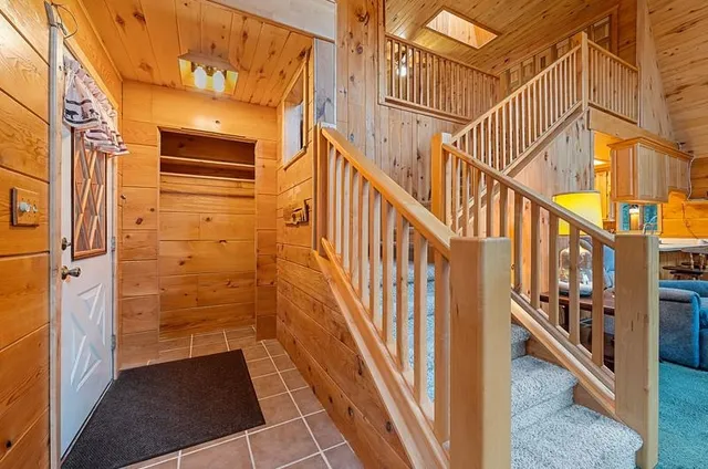 $799,900 | 14754 North McComb Lake Road, Mountain, WI 54149