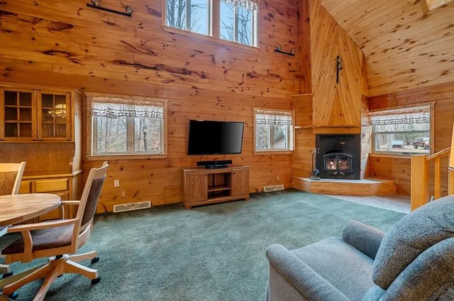 $799,900 | 14754 North McComb Lake Road, Mountain, WI 54149