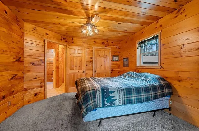 $799,900 | 14754 North McComb Lake Road, Mountain, WI 54149