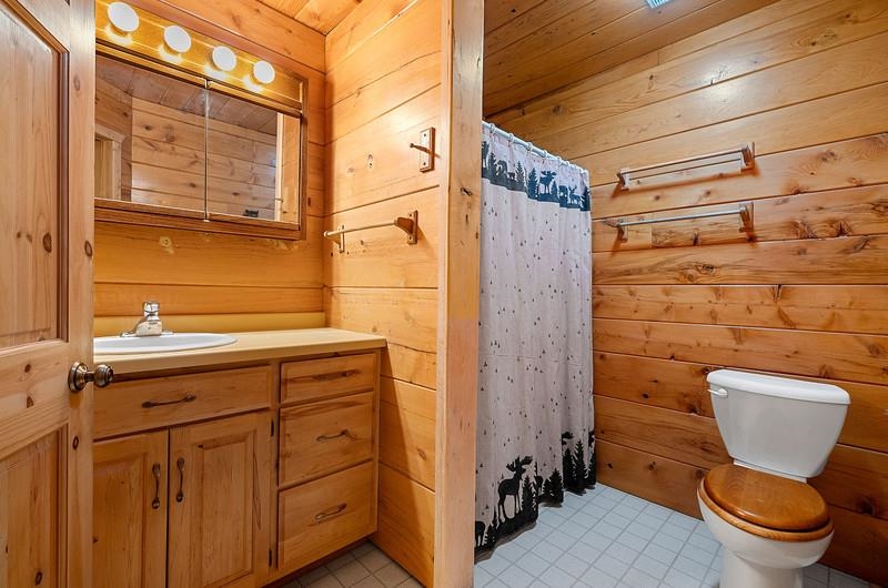 14754 North McComb Lake Road Mountain, WI 54149 - Photo 34 of 56