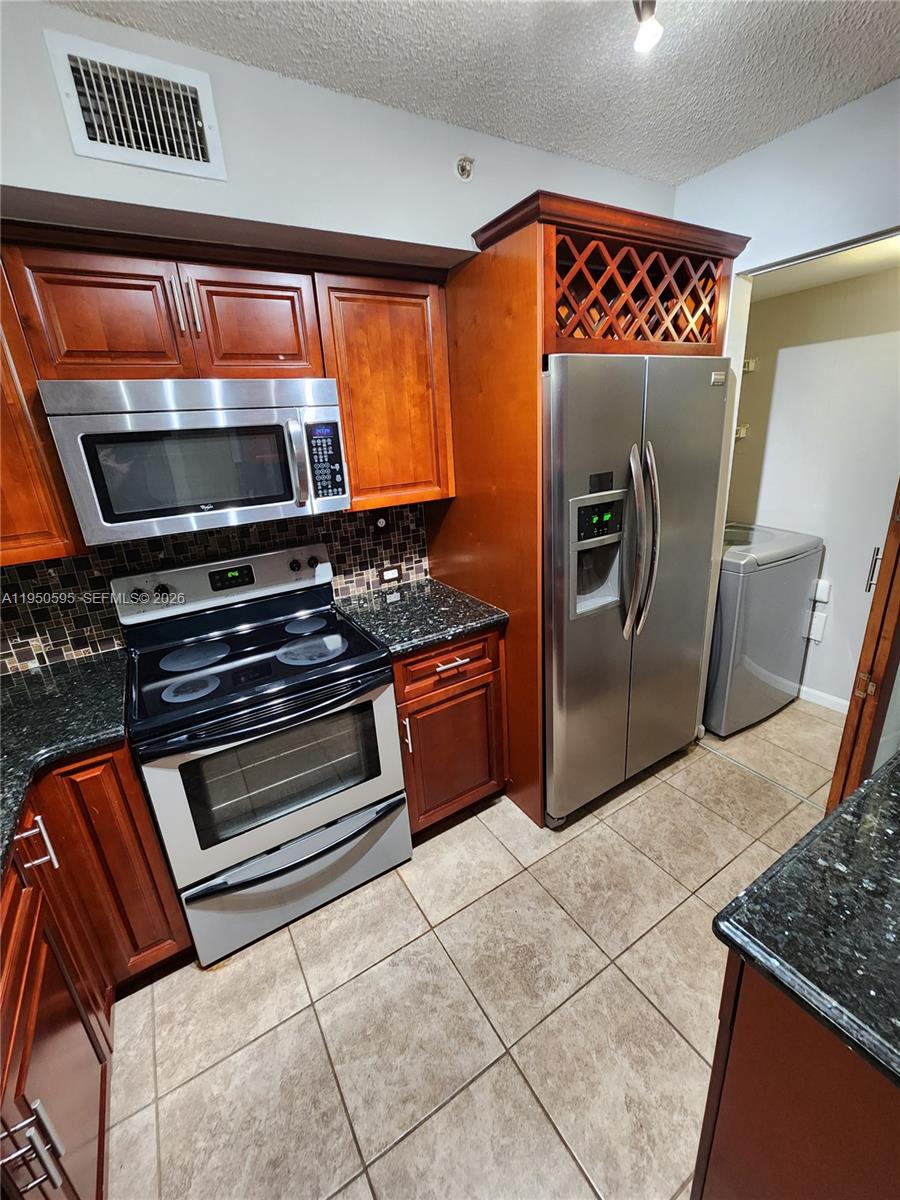 2051 Renaissance Boulevard, Unit 203 Miramar, FL 33025 - Photo 15 of 29