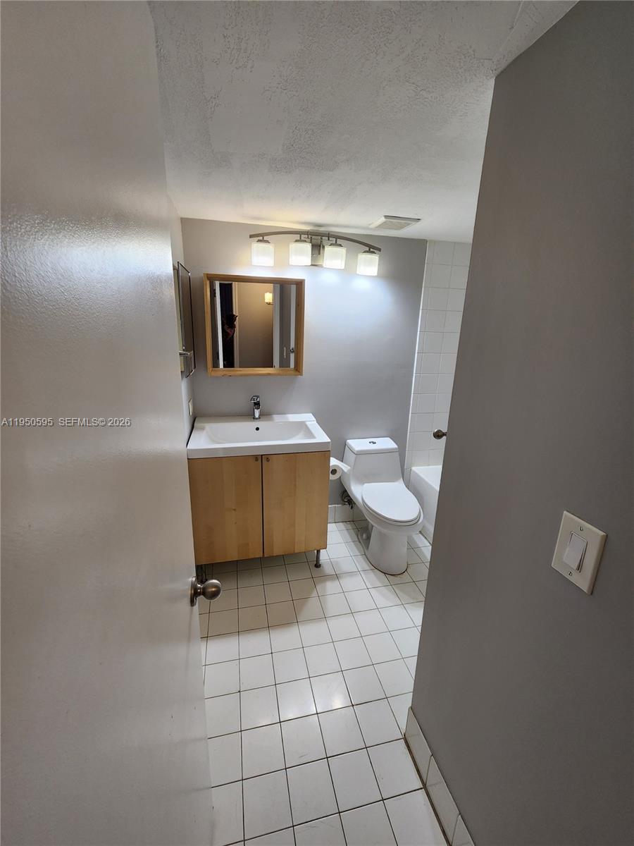 2051 Renaissance Boulevard, Unit 203 Miramar, FL 33025 - Photo 25 of 29