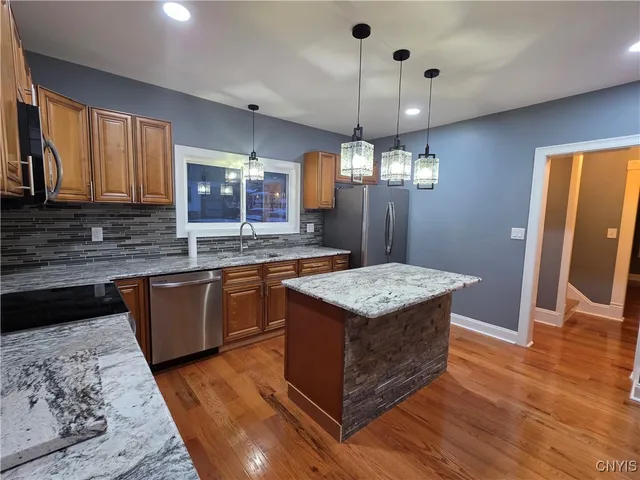 $329,900 | 7 Prospect Street, Utica, NY 13501