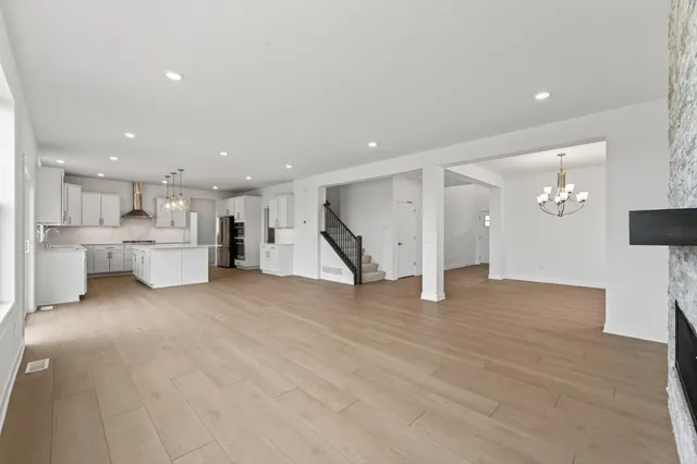 $924,670 | 15705 112th Avenue North, Dayton, MN 55369