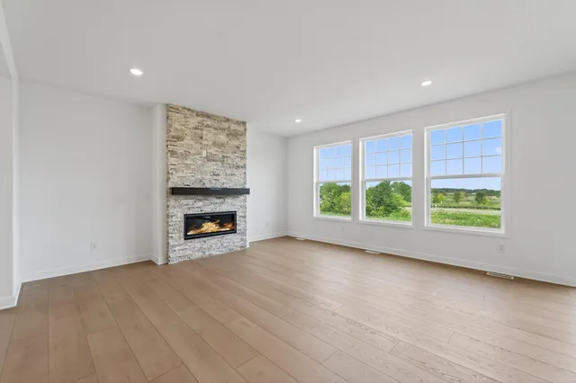 $924,670 | 15705 112th Avenue North, Dayton, MN 55369